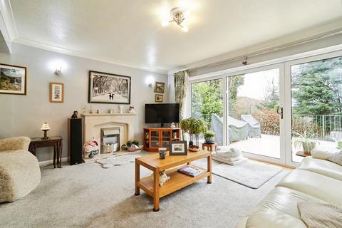 4 bedroom detached house for sale, Longwood Avenue, Bingley BD16
