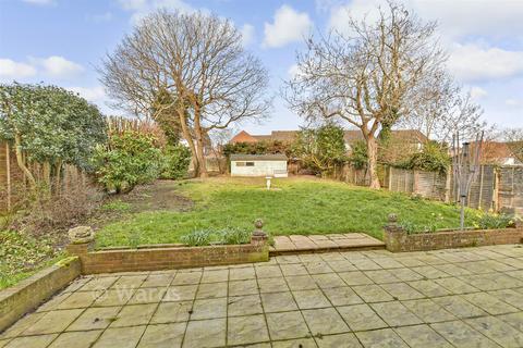 4 bedroom detached house for sale, Maidstone Road, Gillingham ME8
