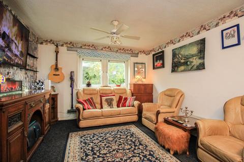 2 bedroom maisonette for sale, Tickleford Drive, Southampton SO19