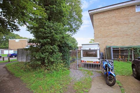 2 bedroom maisonette for sale, Tickleford Drive, Southampton SO19