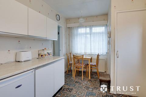 2 bedroom semi-detached house for sale, Squirrel Close, Dewsbury, West Yorkshire, WF13 4AE