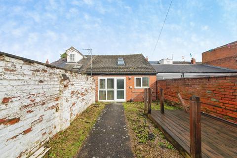 undefined, Newland Street West, Lincoln, Lincolnshire, LN1