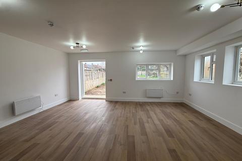 undefined, Manaton Crescent, Southall UB1