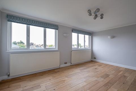 2 bedroom flat to rent, Homefield Road Wimbledon Village SW19