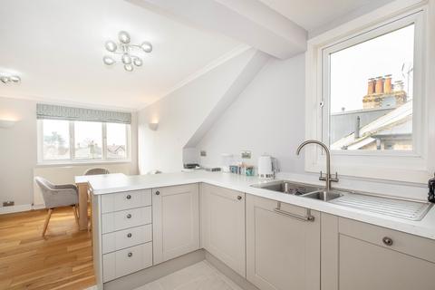 2 bedroom flat to rent, Homefield Road Wimbledon Village SW19