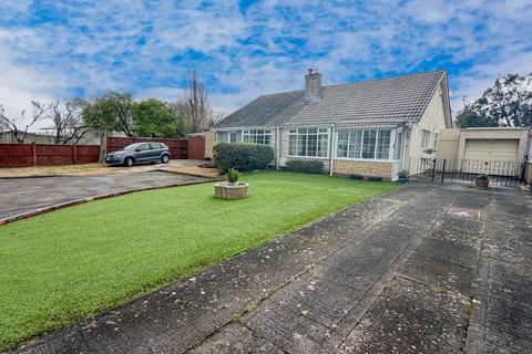 2 bedroom bungalow for sale, St. Marks Road, Burnham-on-Sea, Somerset, TA8
