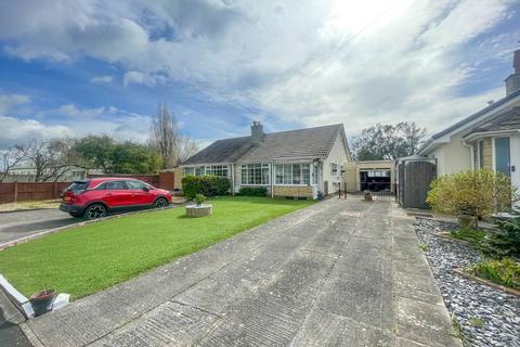 2 bedroom bungalow for sale, St. Marks Road, Burnham-on-Sea, Somerset, TA8