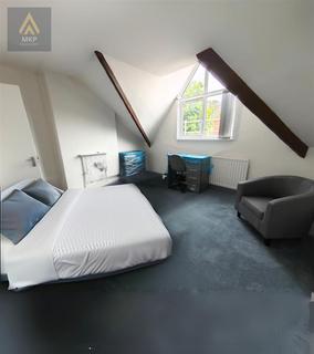 5 bedroom terraced house to rent, Lottie Road, Birmingham B29