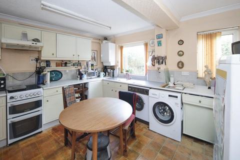 3 bedroom semi-detached house for sale, Murcott Road East, Whitnash, Royal Leamington Spa