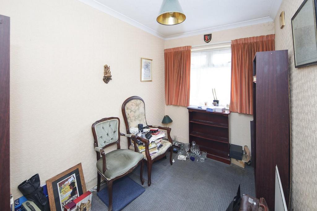 59 Murcott Road East-5.jpg