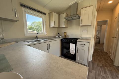 undefined, Howden HU15