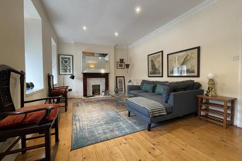 undefined, North Quay, Douglas, IM1 4LB