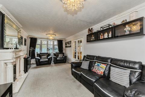 4 bedroom detached house for sale, Beechfields, Winsford