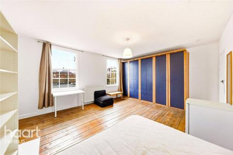 5 bedroom terraced house to rent, Caledonian Road, LONDON