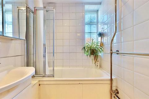 2 bedroom apartment for sale, Vernon Court, Hendon Way, Greater London