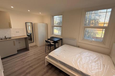 undefined, Kings Road,  Reading,  RG1