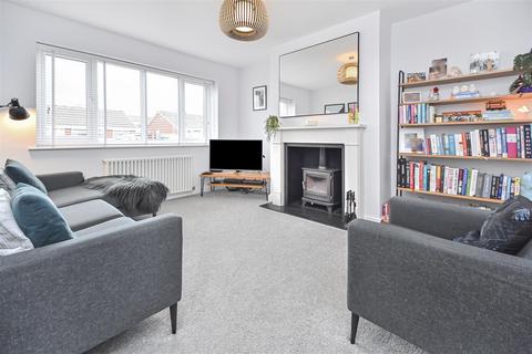 undefined, Sevenoaks, Leigh
