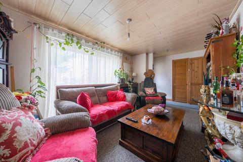 2 bedroom detached bungalow for sale, Banbury,  Oxfordshire,  OX16