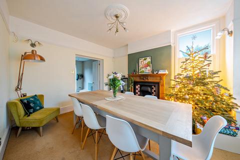 undefined, Aldershot Road, Fleet, GU51