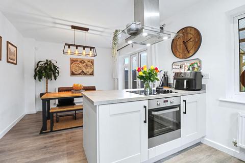 3 bedroom detached house for sale, Wallace Avenue, Southampton SO32