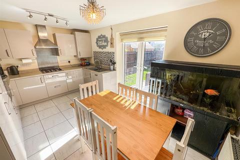 undefined, Roman Road, Corby NN18