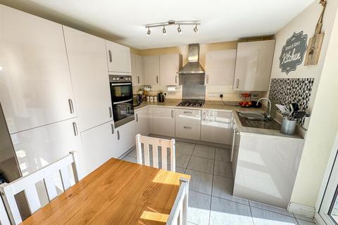 undefined, Roman Road, Corby NN18