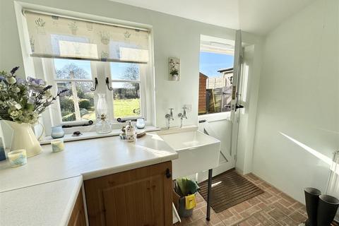 2 bedroom terraced house for sale, Queen Street, Stradbroke