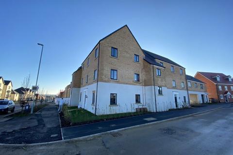 2 bedroom flat to rent, Wentworth Drive, Priors Hall