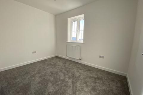 2 bedroom flat to rent, Wentworth Drive, Priors Hall