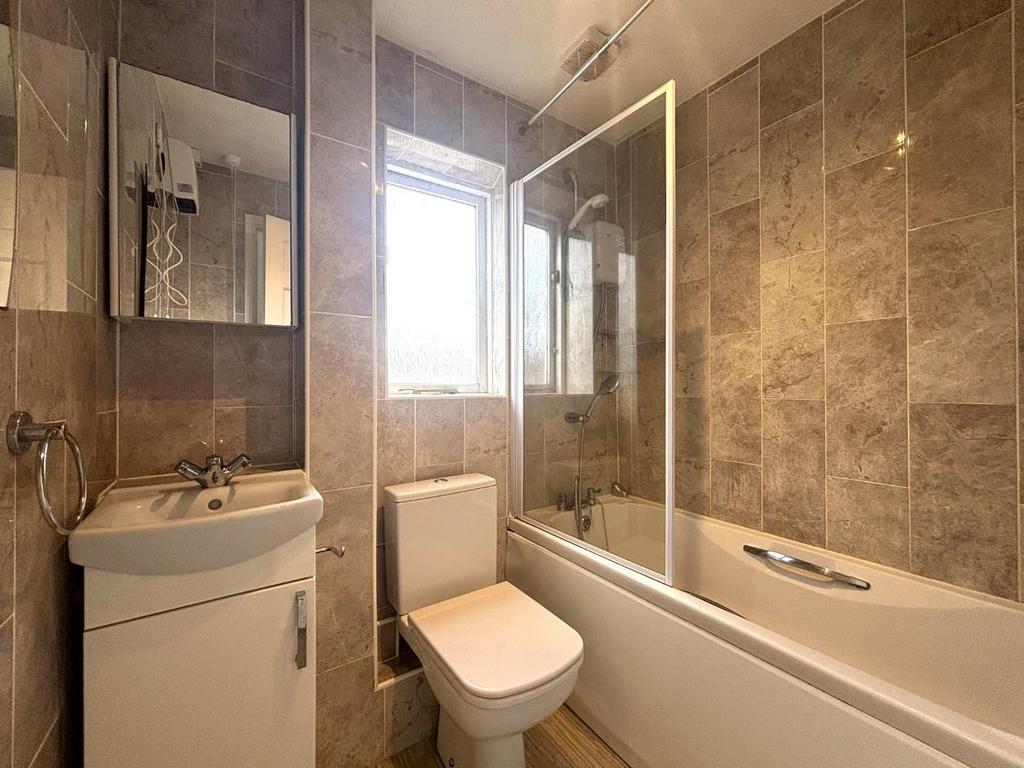 Bathroom.jpeg