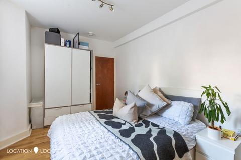 undefined, Farleigh Road, London, N16