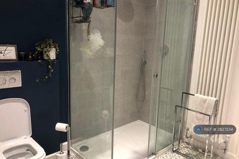undefined, Blenheim Gardens, Wallington, SM6