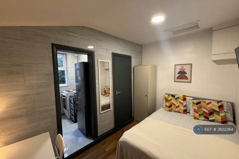 Studio to rent, Picardy Road, Belvedere, DA17
