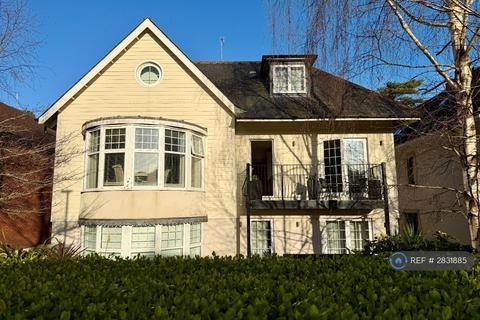 2 bedroom flat to rent, Belfry, Poole, BH14