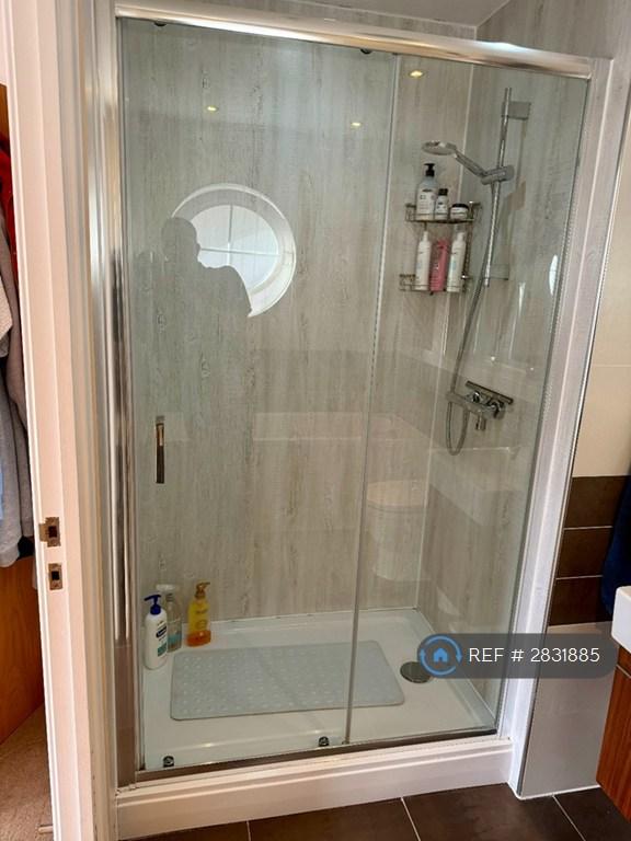 Bedroom 1 En-Suite