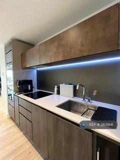 1 bedroom flat to rent, Keybridge Tower, London, SW8
