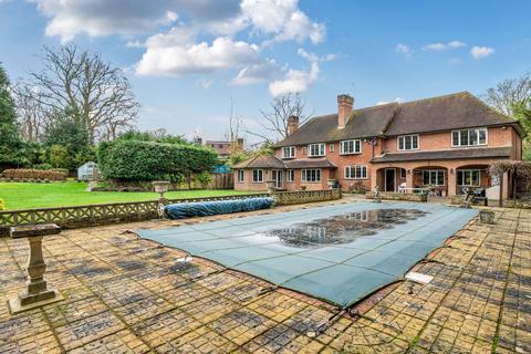 undefined, Templewood Lane, Farnham Common, SL2