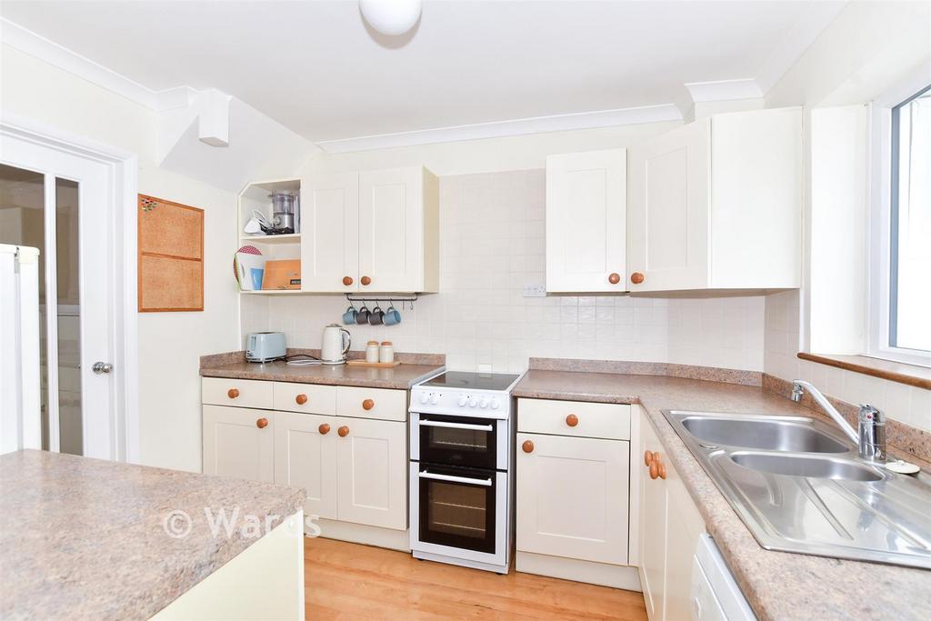 Kitchen/Dining Area
