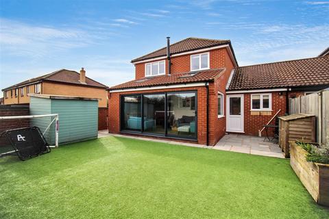 undefined, Starling Close, Aylsham