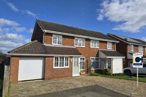 4 bedroom semi-detached house for sale, Westbury Lane, Newport Pagnell MK16