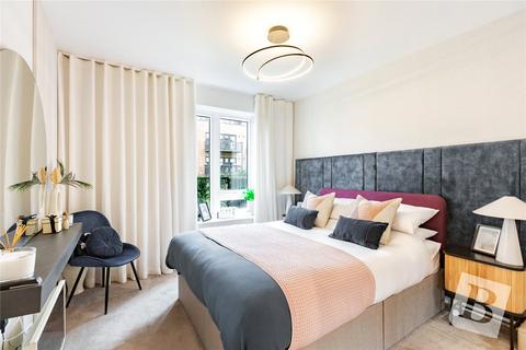 2 bedroom apartment for sale, Stillwell Court, Whittle Drive, Hornchurch, RM12