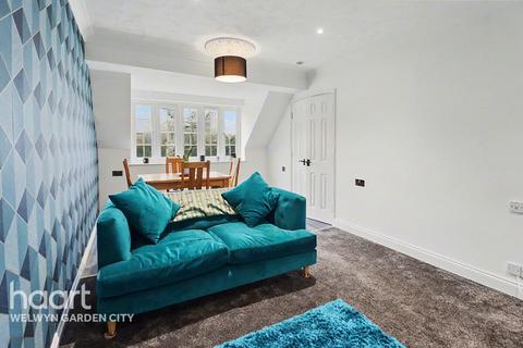 undefined, Barnside Court, Welwyn Garden City
