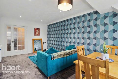 1 bedroom retirement property for sale, Barnside Court, Welwyn Garden City