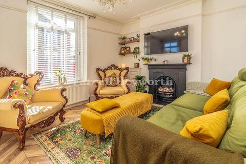 3 bedroom house for sale, Meadow Street, Lancaster LA1