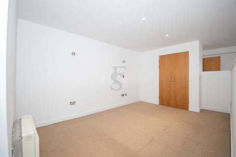 undefined, Metropolitan Apartments,  Lee Circle, Leicester