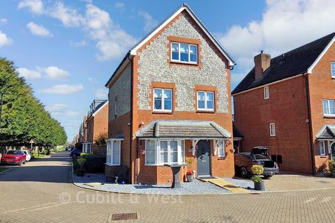 4 bedroom detached house for sale, Thyme Place, Angmering, West Sussex