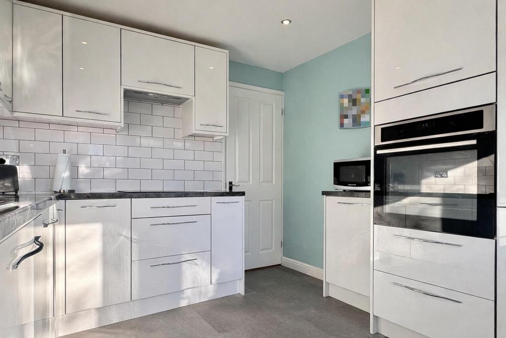 B03 a44 f7 d7 ea 4 db0 8 bba d80 e0 de01 df3.png