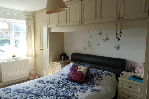 undefined, Heath Close, Shide, Newport