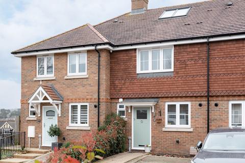 3 bedroom terraced house for sale, St. Francis Close, Tring, Hertfordshire HP23