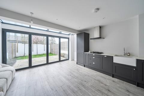 undefined, Castleview Road, Weybridge, KT13